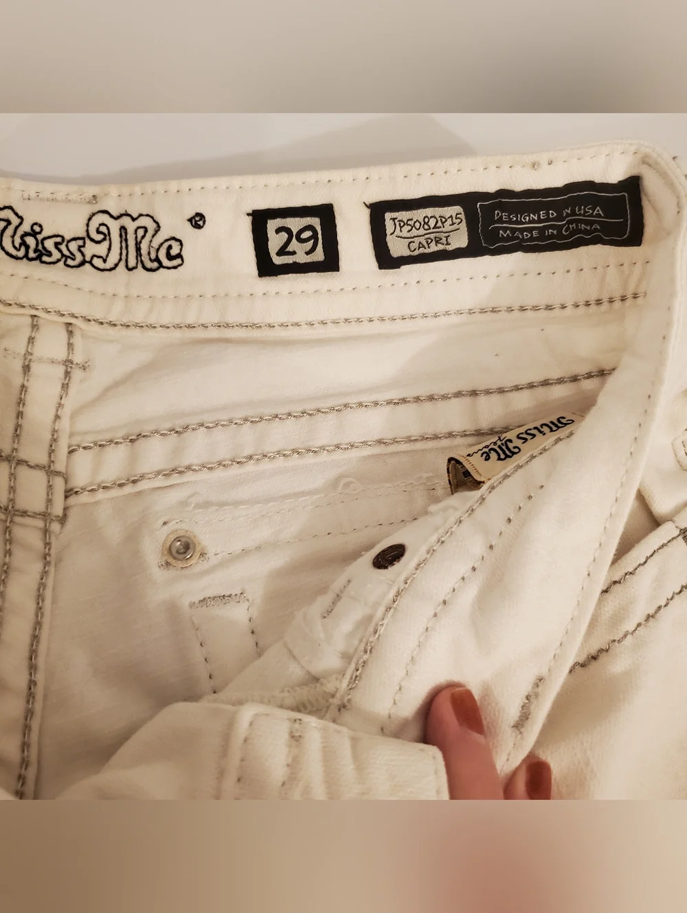 Miss Me Y2k Angel Capri - Picture 8 of 15